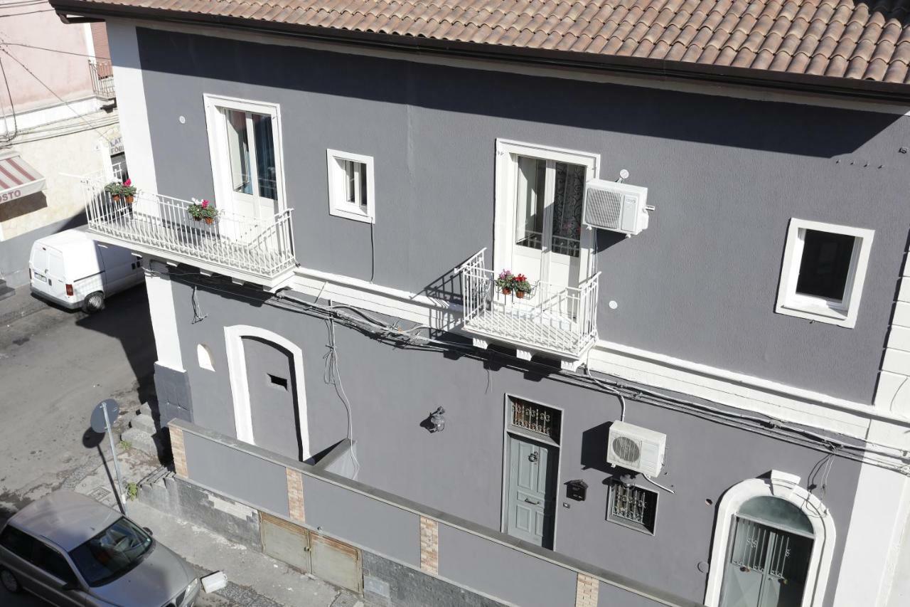 I Loft Di Nonna Vincenza Apartment คาตาเนีย ภายนอก รูปภาพ